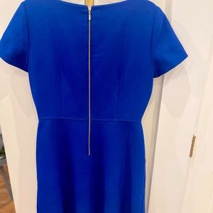 Tahari Sheath Dress w/Pockets